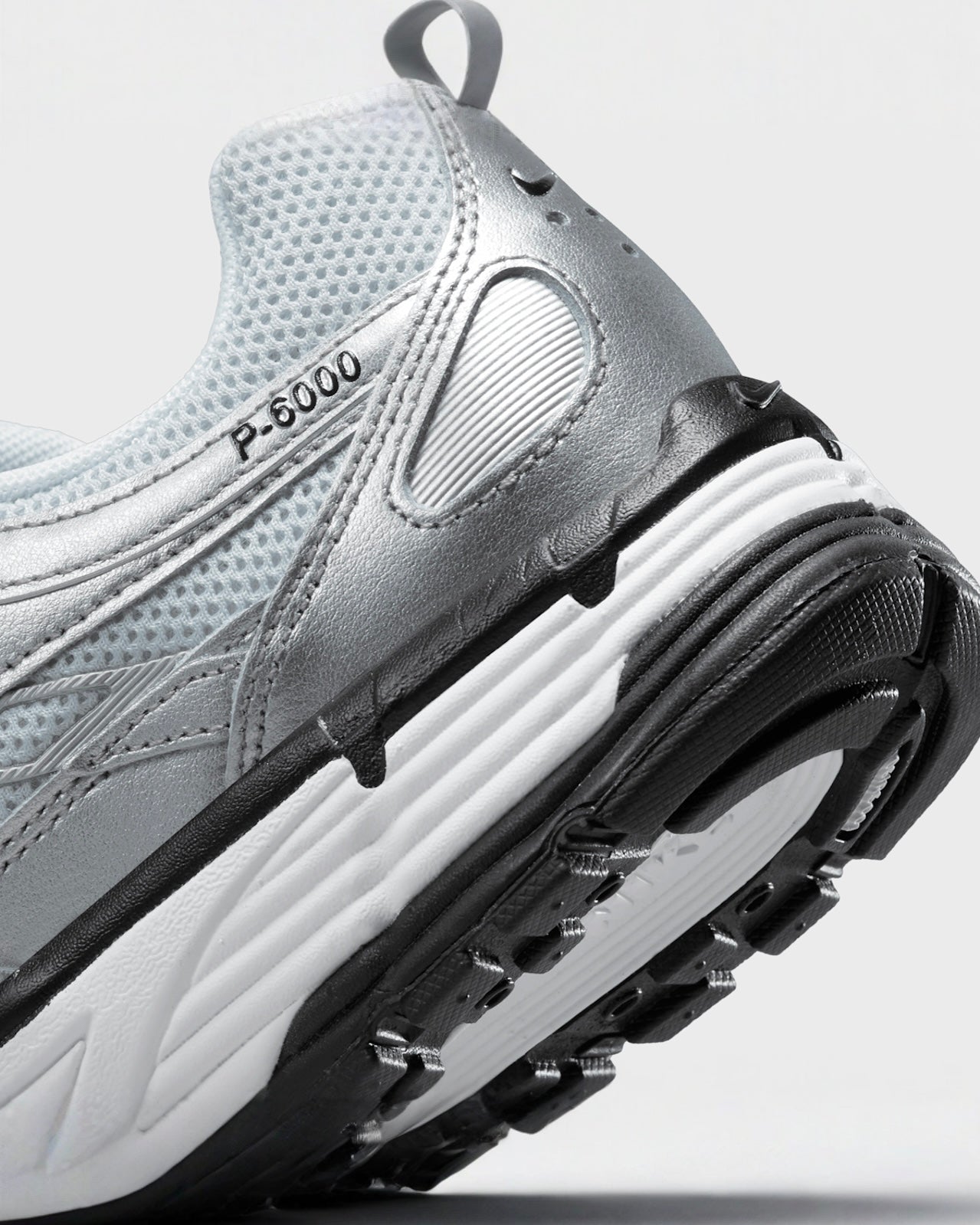 Nike P-6000