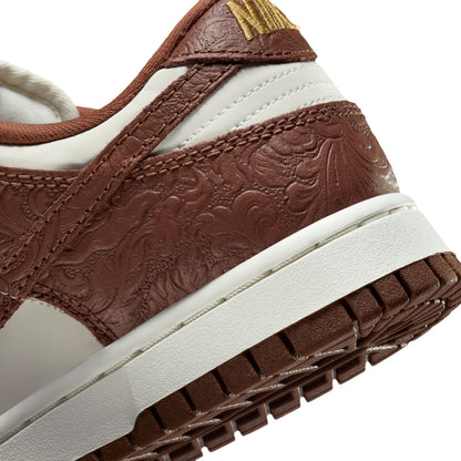 NIKE DUNK LOW SAIL/FAUNA BROWN-METALLIC GOLD