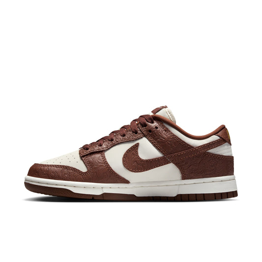 NIKE DUNK LOW SAIL/FAUNA BROWN-METALLIC GOLD