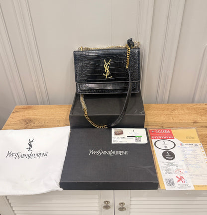 Saint Laurent Medium Sunset Shoulder Bag