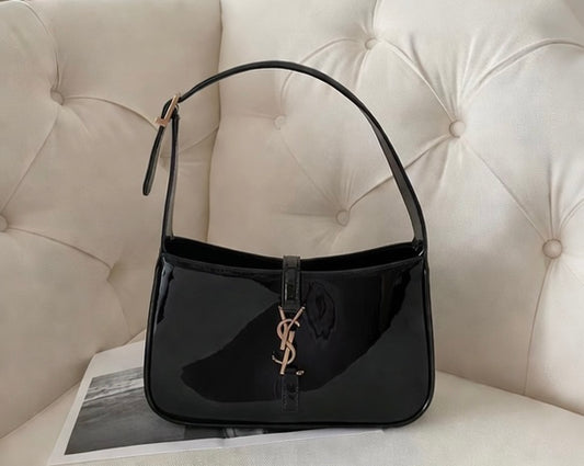Saint Laurent (YSL) Le 5 à 7 Shoulder Bag