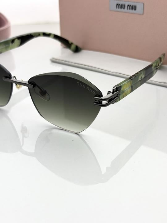 MIU MIU MODEL 1024 GLASS
