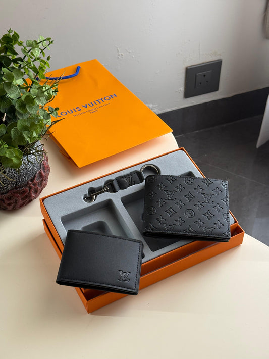 Louis Vuitton Dual Wallet And Keychain Set