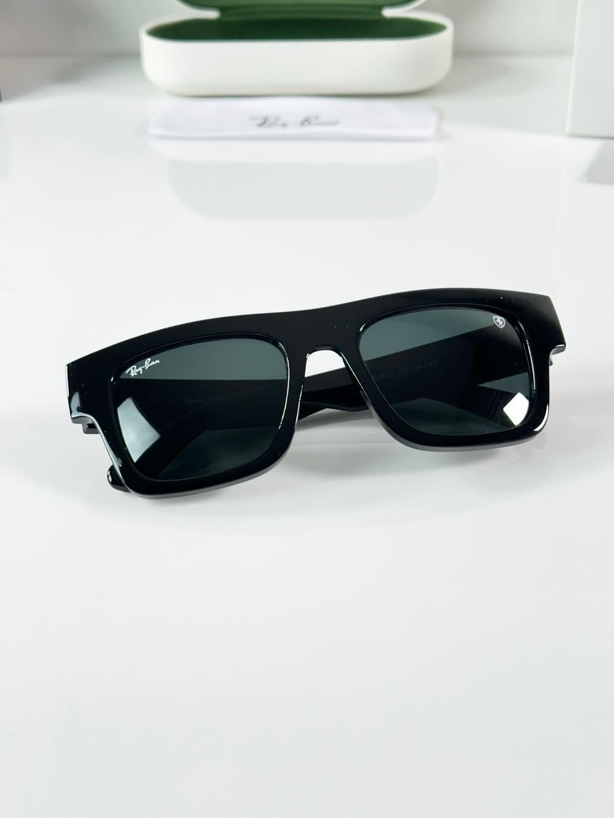 Ray-Ban Ferrari RB2217M sunglasses